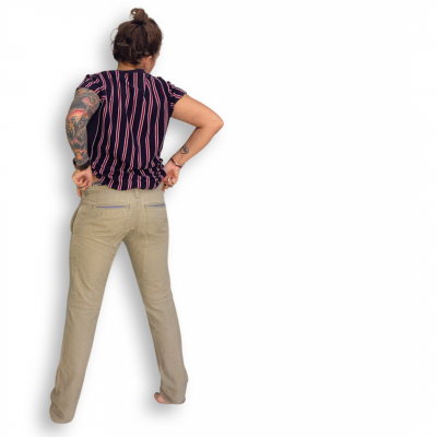 RARE LEVIS 511 OATMEAL COLOUR JEANS // Button fly, welted pockets, gusset and seam details. Size 30 waist 32 length.