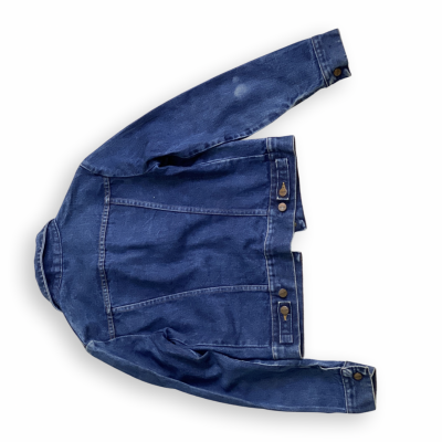 RARE WRANGLER VINTAGE LADIES DENIM JACKET // Great condition, skull rivet collar detail, size 34 (UK 8)